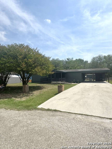Details for 105 Tabler  , Seguin, TX 78155