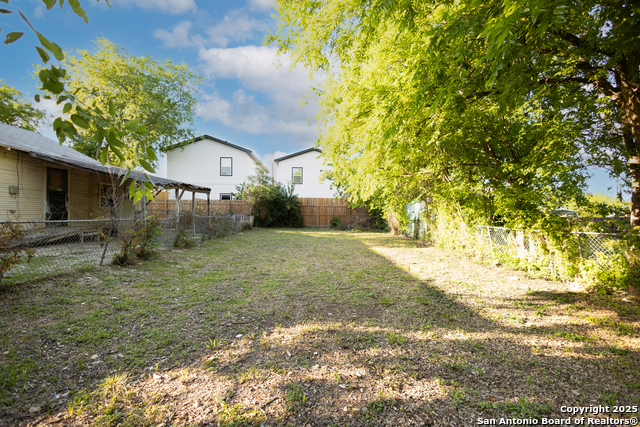 Details for 1203 Rivas St 1, San Antonio, TX 78207