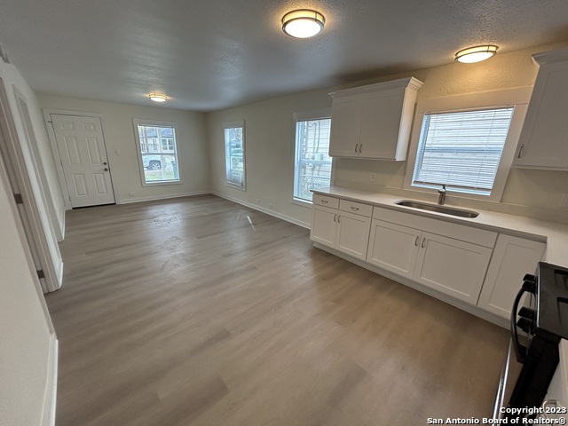 Image 6 of 13 For 215 Verne St