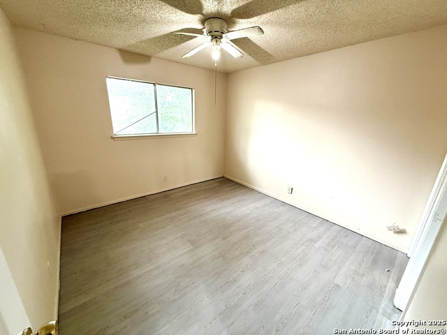 Image 14 of 23 For 5026 Frank Borman Dr
