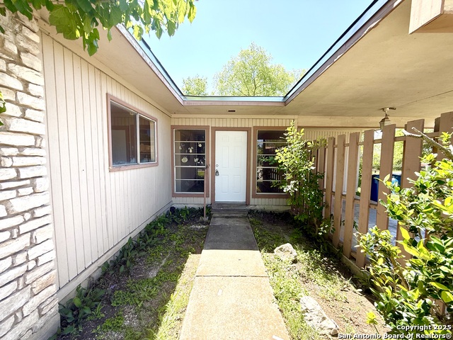 Image 3 of 23 For 5026 Frank Borman Dr