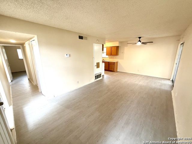 Image 4 of 23 For 5026 Frank Borman Dr