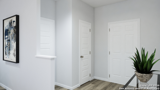 Image 5 of 33 For 8822 Black Oak Drive