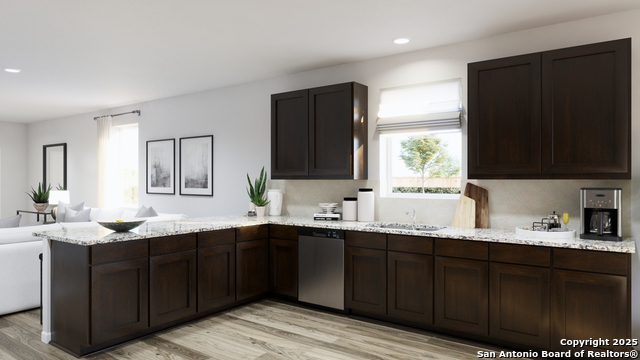 Image 8 of 33 For 8822 Black Oak Drive