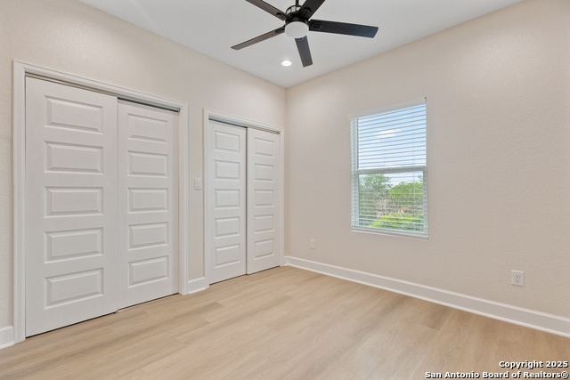 Listing photo id 21 for 114 Minter St S