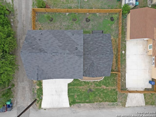 Listing photo id 26 for 114 Minter St S
