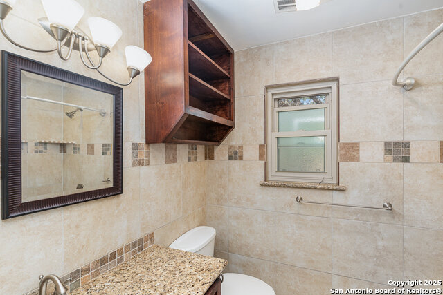 Image 30 of 33 For 13303 Southwalk St
