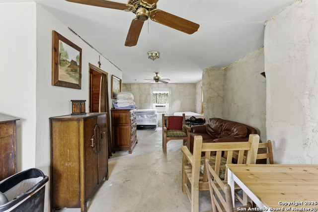 Listing photo id 16 for 108 Valley View