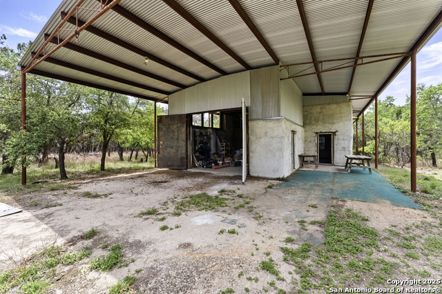 Listing photo id 2 for 108 Valley View