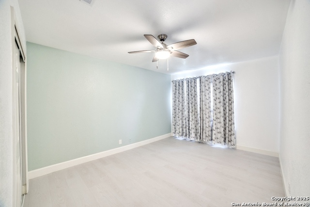 Image 15 of 27 For 431 Saddlebrook