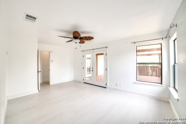 Image 16 of 27 For 431 Saddlebrook