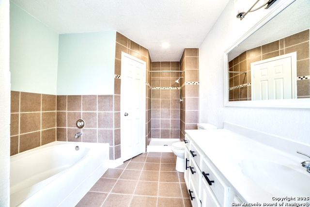 Image 18 of 27 For 431 Saddlebrook
