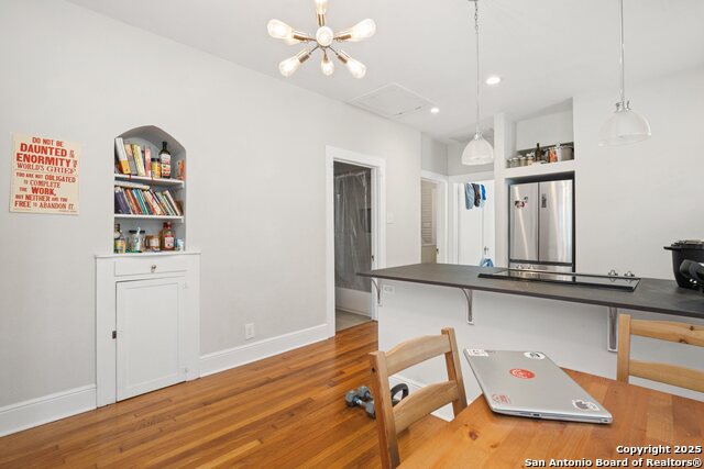 Image 21 of 31 For 624 Magnolia Ave. W