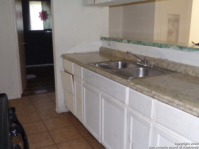 Image 10 of 16 For 5143 Overpool