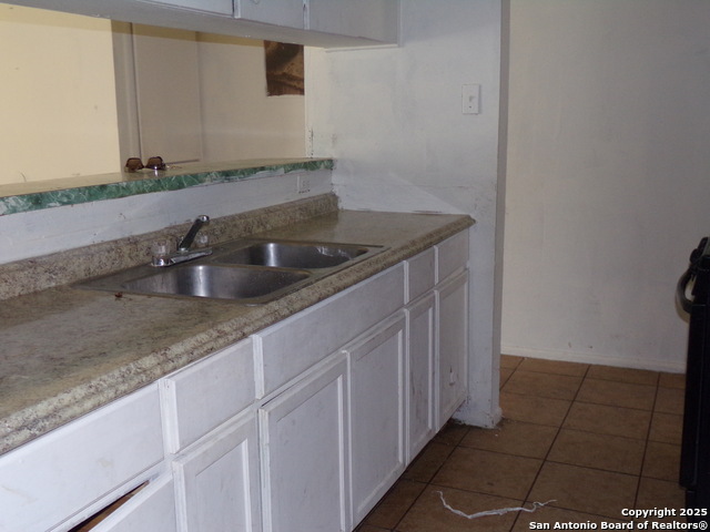 Image 12 of 16 For 5143 Overpool