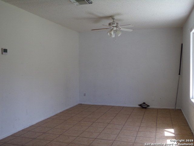 Image 3 of 16 For 5143 Overpool