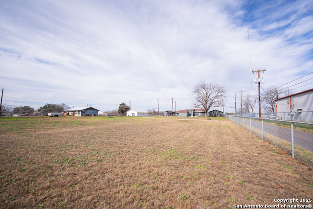Listing photo id 6 for 7036 Us Highway 87