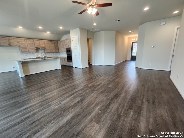 Image 2 of 33 For 2209 Hoja Ave