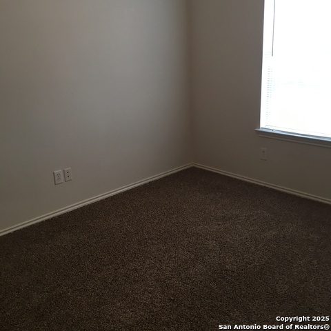 Image 7 of 7 For 5823 Golf Bend  2