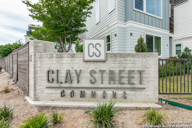 Image 2 of 25 For 430 Clay St, Residence 8