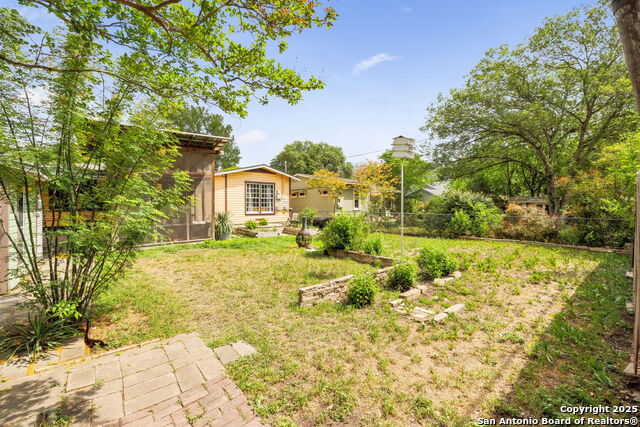 Image 33 of 34 For 210 Brees Blvd
