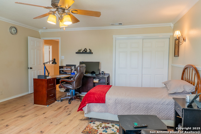 Listing photo id 16 for 10935 Hamlen Park
