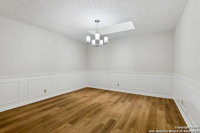 Image 14 of 30 For 10304 Grand Cir