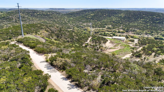Image 11 of 24 For 18688 Morales Ranch Rd