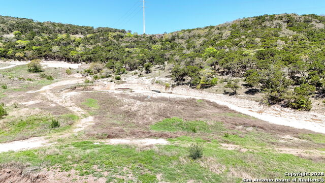 Image 13 of 24 For 18688 Morales Ranch Rd