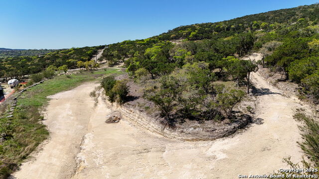 Image 20 of 24 For 18688 Morales Ranch Rd