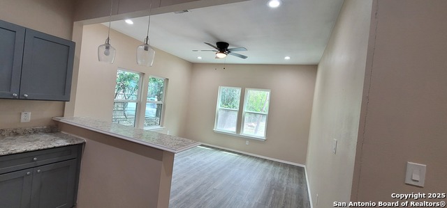 Listing photo id 6 for 127 Orange