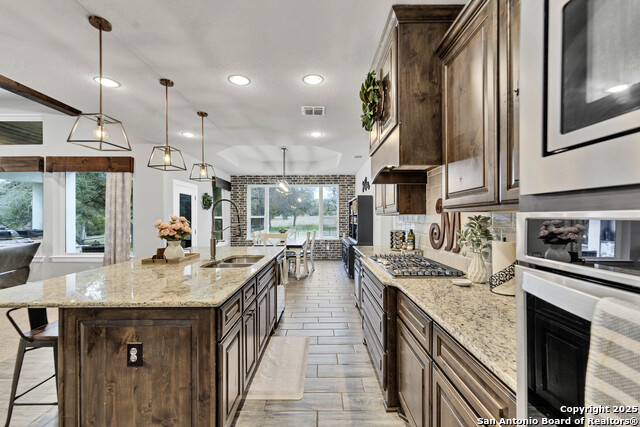Image 17 of 41 For 1033 Mystic Shores Blvd