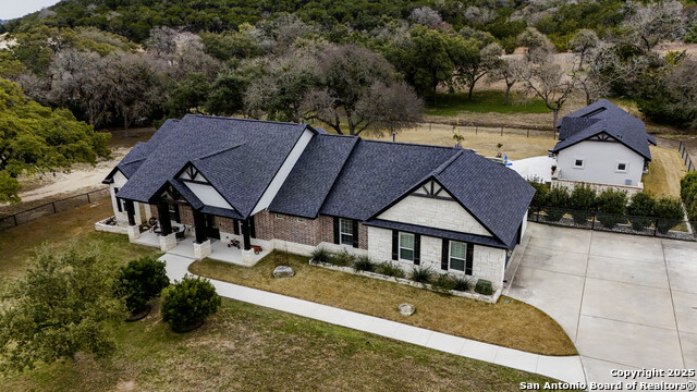 Image 2 of 41 For 1033 Mystic Shores Blvd