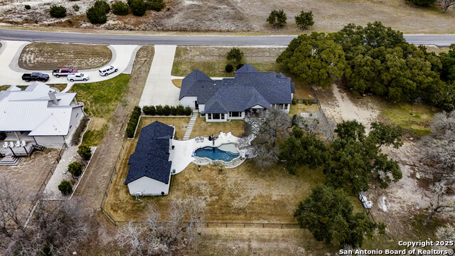 Image 3 of 41 For 1033 Mystic Shores Blvd