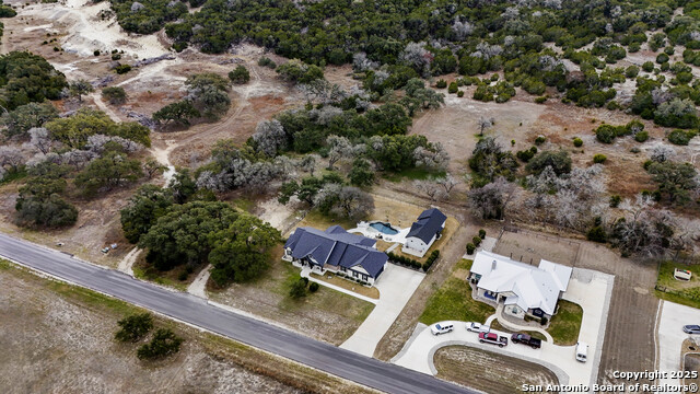 Image 5 of 41 For 1033 Mystic Shores Blvd