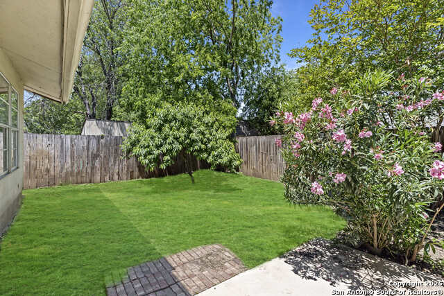 Image 32 of 35 For 6711 Spring Garden