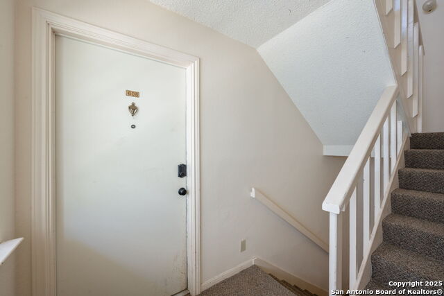 Image 4 of 29 For 7738 Chambers  608