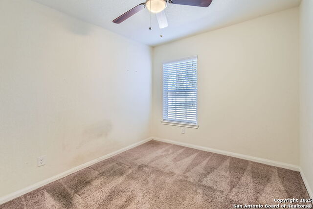 Listing photo id 13 for 12206 Claiborne