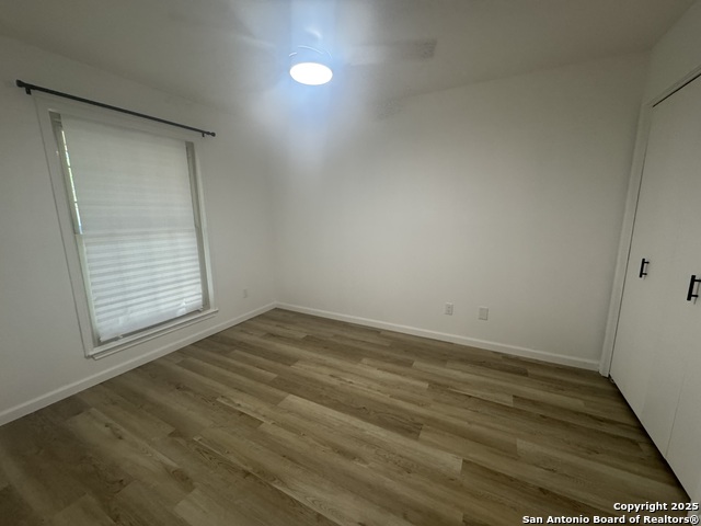 Image 18 of 23 For 13814 Susancrest