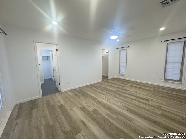 Image 9 of 23 For 13814 Susancrest