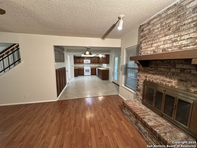 Image 7 of 23 For 9513 Dunstable