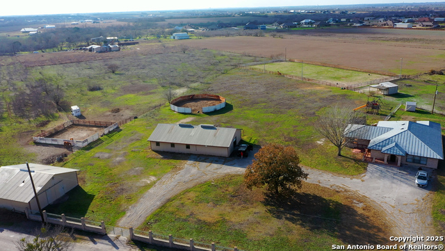 Listing photo id 1 for 166 Lower Seguin