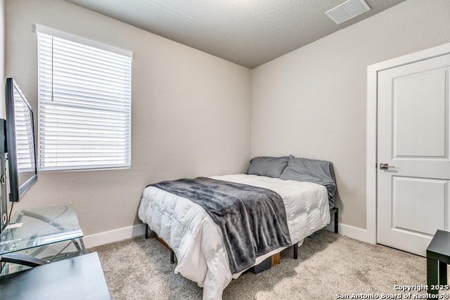 Image 24 of 27 For 8851 Oakland #6