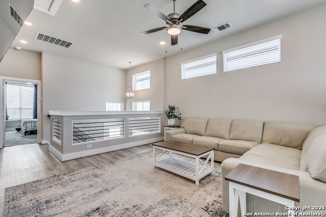 Image 8 of 27 For 8851 Oakland #6