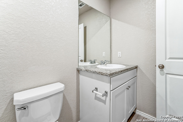 Image 11 of 34 For 8110 Serro Medina