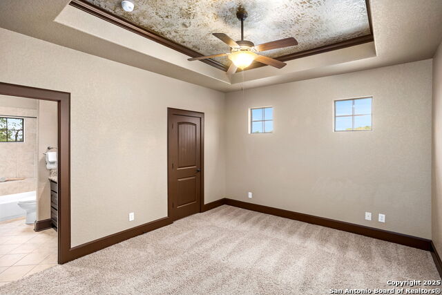 Image 37 of 53 For 7938 Colonial Woods