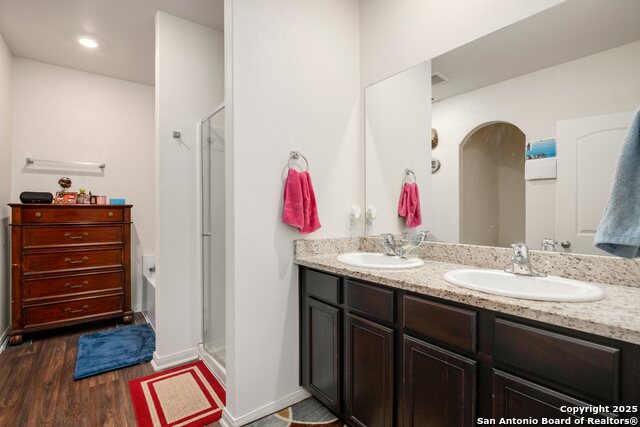 Image 15 of 34 For 3107 Gilbert