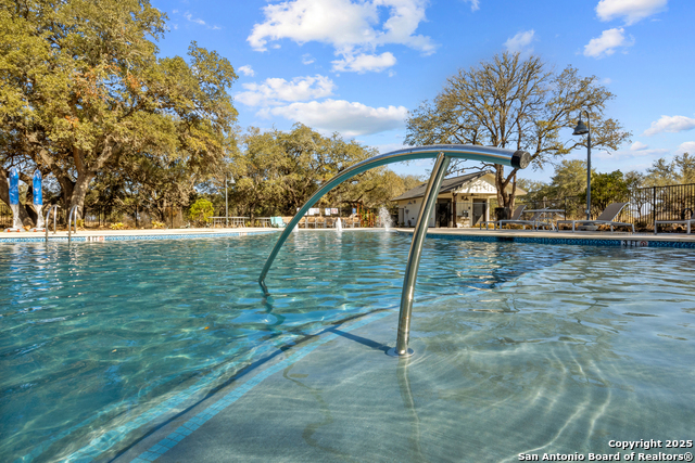 Listing photo id 4 for 1116 Water Valley