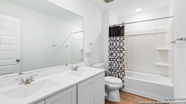 Image 16 of 27 For 5518 Fossil Way