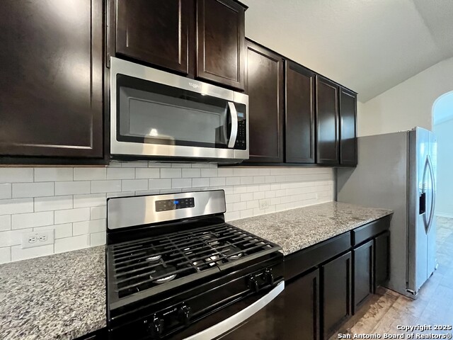 Image 12 of 49 For 6810 Schillings Key